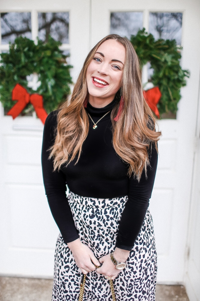BrittanyAnnCourtney_LeopardSkirtHoliday1