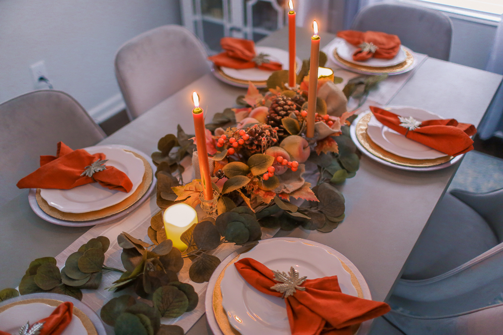 Thanksgiving Table Setting 